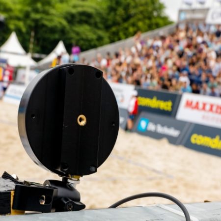 beachvolleyball-speed presenting- sponsoring comdirect-radar sensor