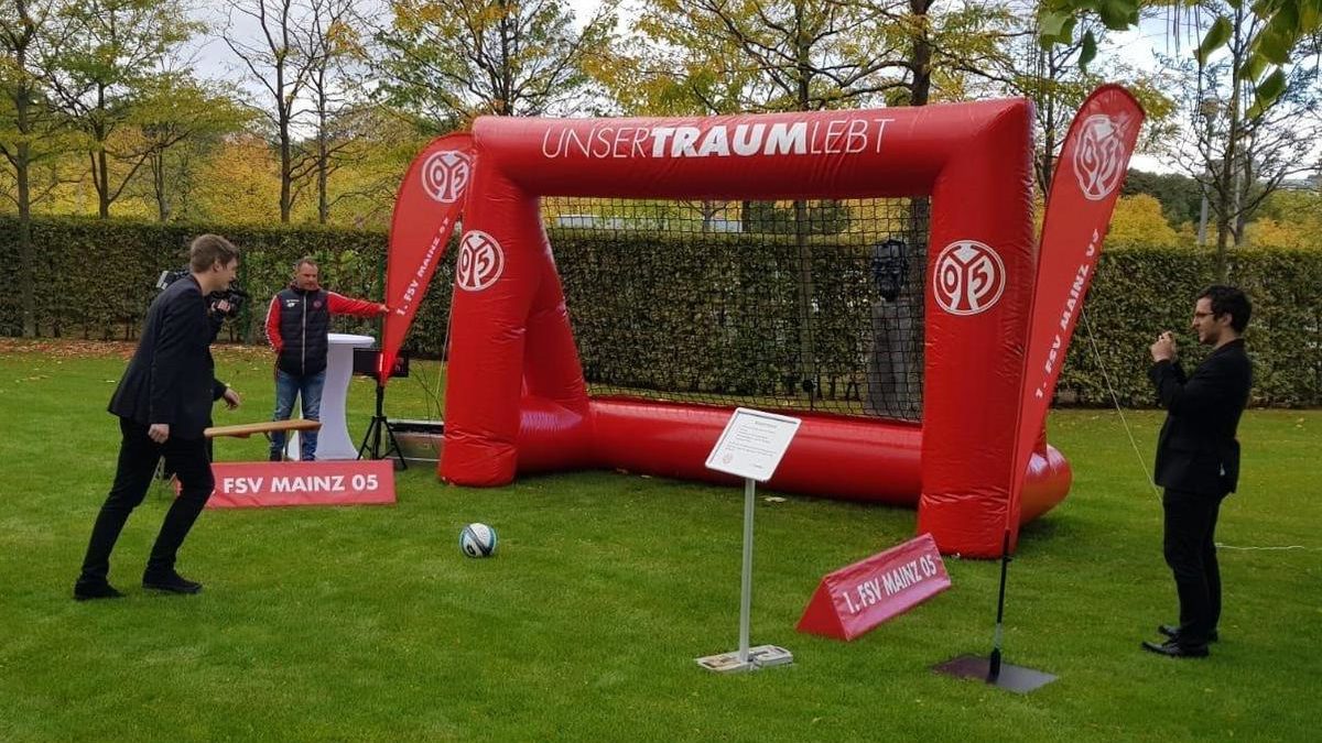 measuring of the shooting strength at fsv mainz 05 speedmaster